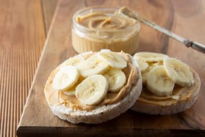 Rice Cake with Nut Butter (2 versions)